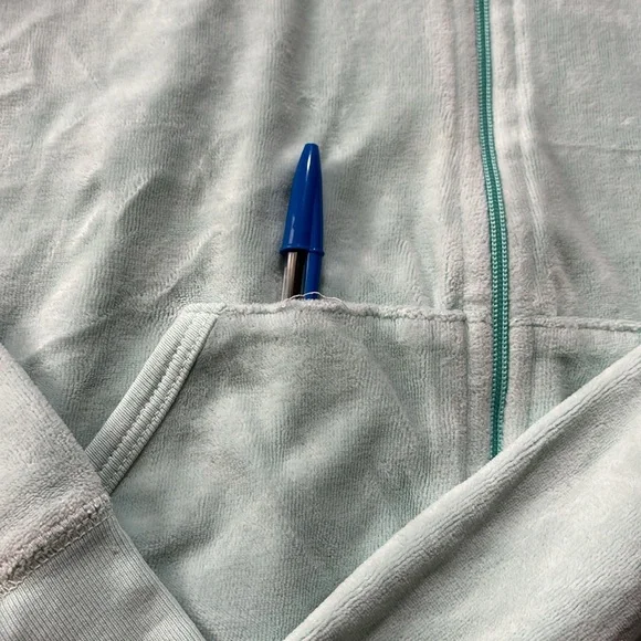 Juicy Couture Velour Green small Hoodie Jacket
With flaws - Picture 3 of 14